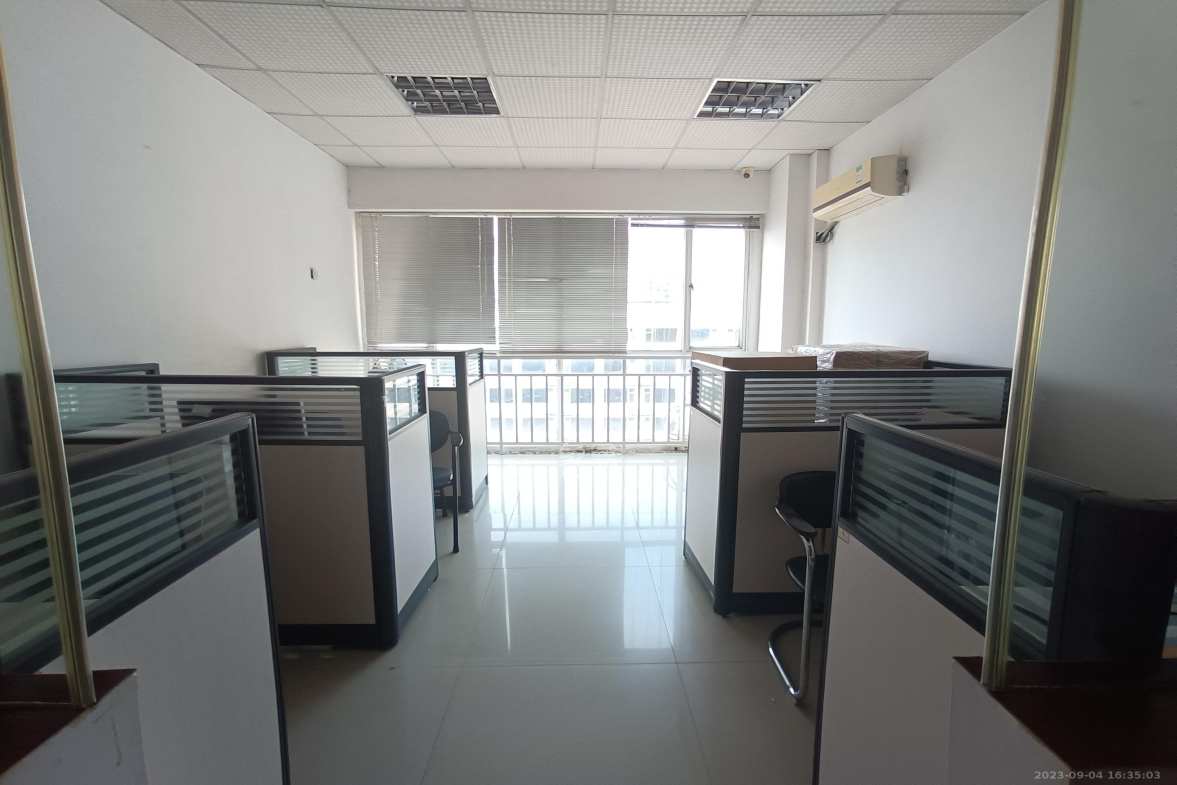 朝阳银座 4室1厅1卫 8000.0元/月 朝阳银座 4室1厅1卫 8000.0元/月室内图