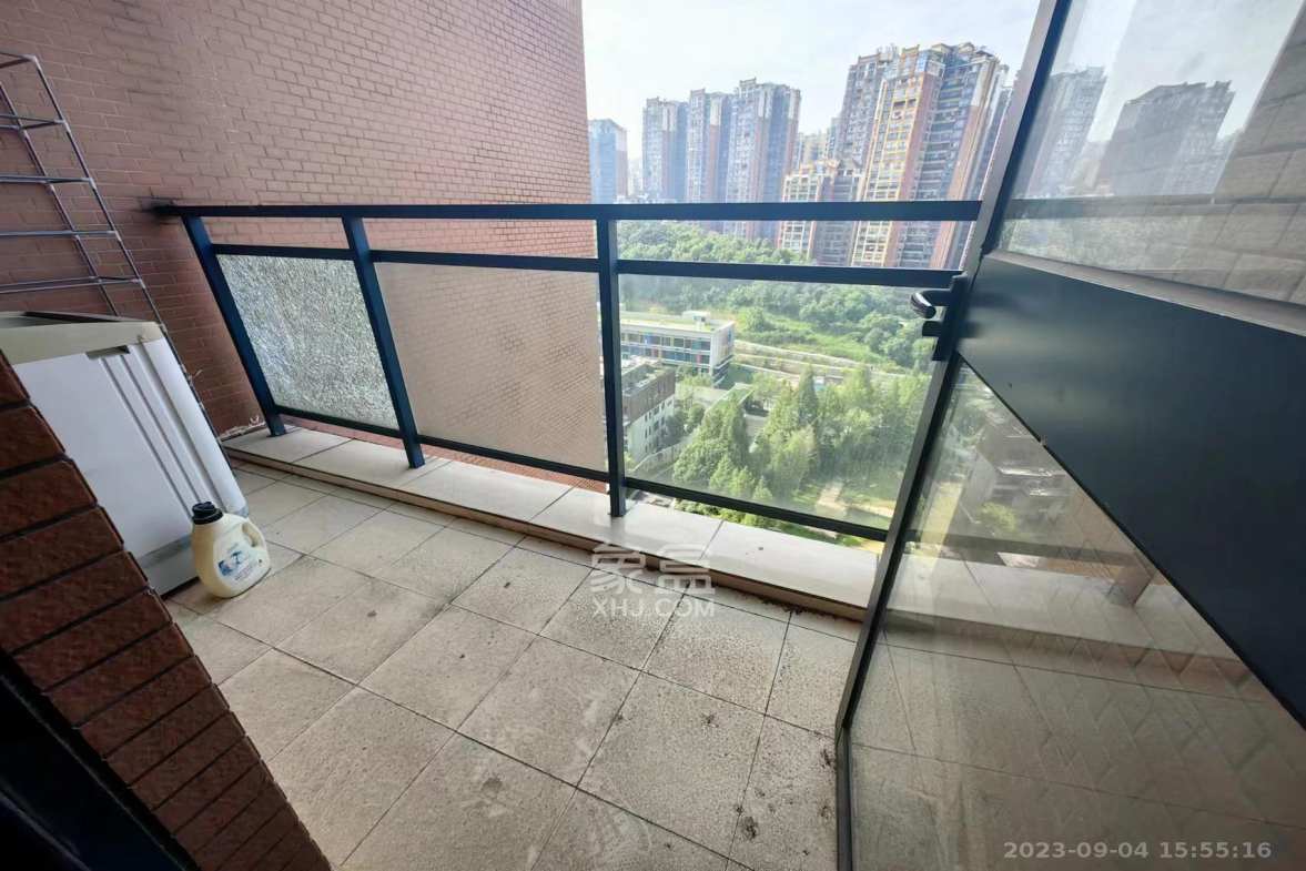 珠江东方明珠(新地东方明珠)一二期 3室2厅2卫 2000.0元/月 珠江东方明珠(新地东方明珠)一二期 3室2厅2卫 2000.0元/月室内图