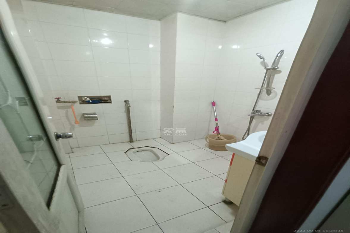 朝阳银座 4室1厅1卫 8000.0元/月 朝阳银座 4室1厅1卫 8000.0元/月室内图