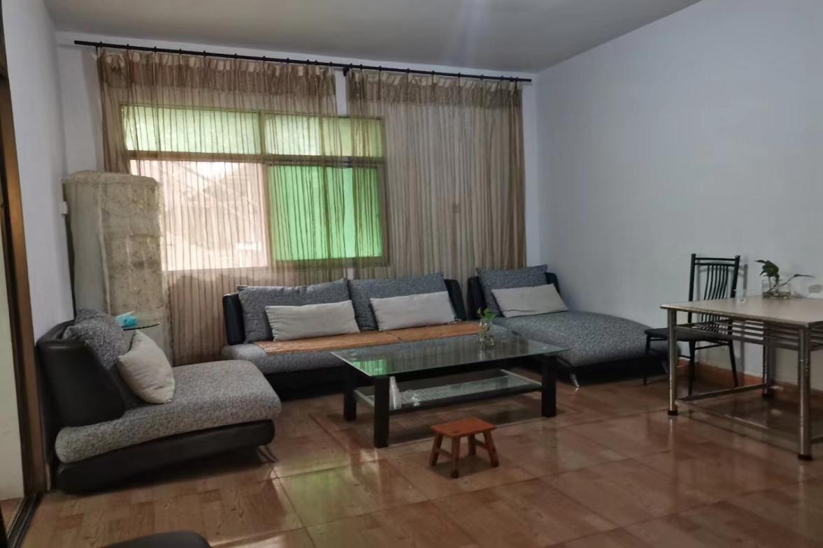 湘中电脑城 2室1厅1卫 36.8万 湘中电脑城 2室1厅1卫 36.8万客厅