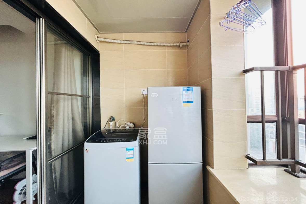 长盛上东区  1室1厅1卫    1600.0元/月室内图