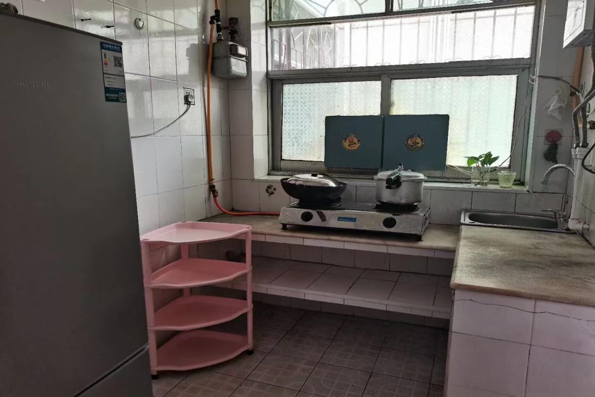 湘中电脑城 2室1厅1卫 36.8万 湘中电脑城 2室1厅1卫 36.8万客厅