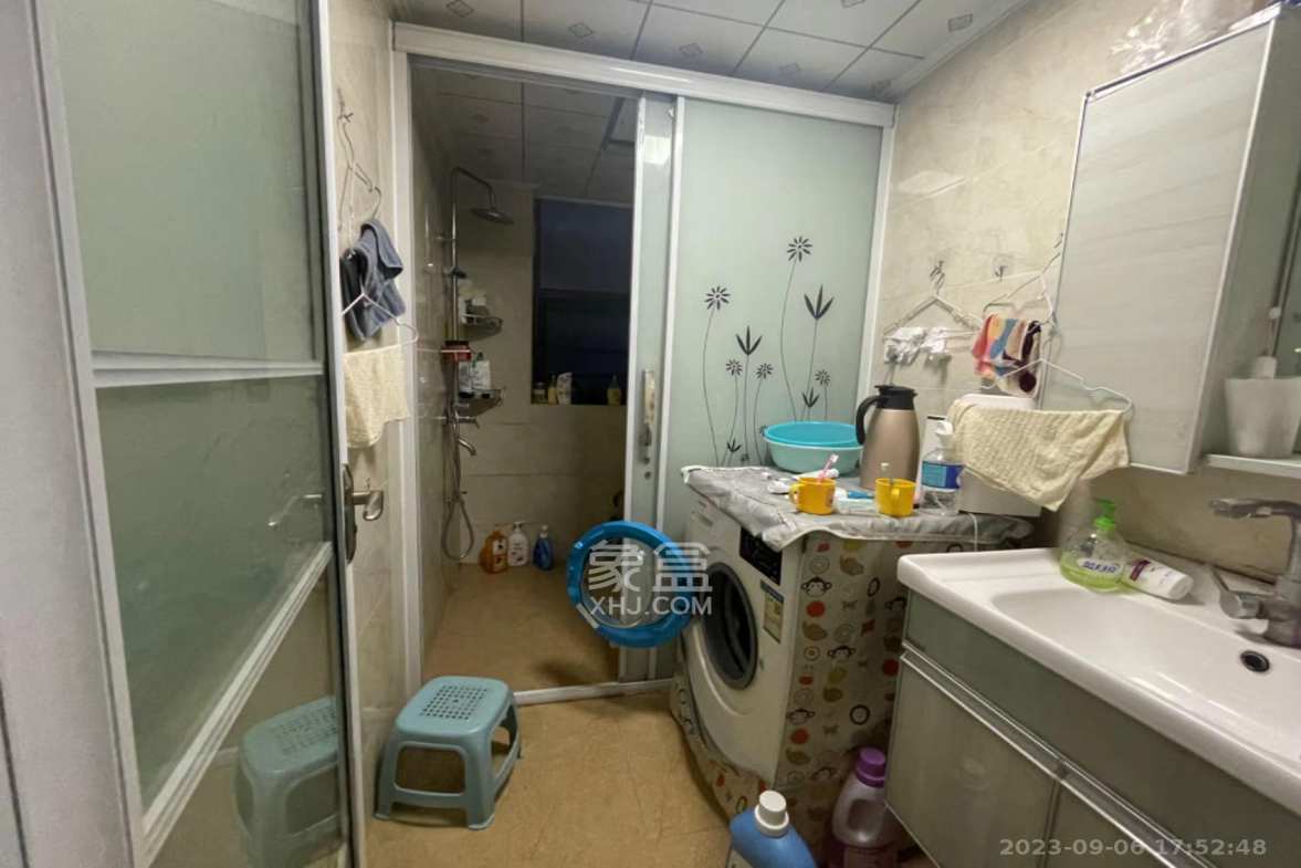 润屋美院  3室2厅2卫    2600.0元/月室内图