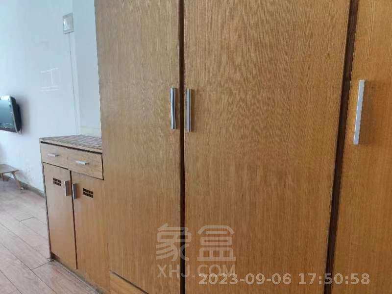庐山春天大厦(和一宾馆)  1室1厅1卫    1000.0元/月 庐山春天大厦(和一宾馆)  1室1厅1卫    1000.0元/月室内图1