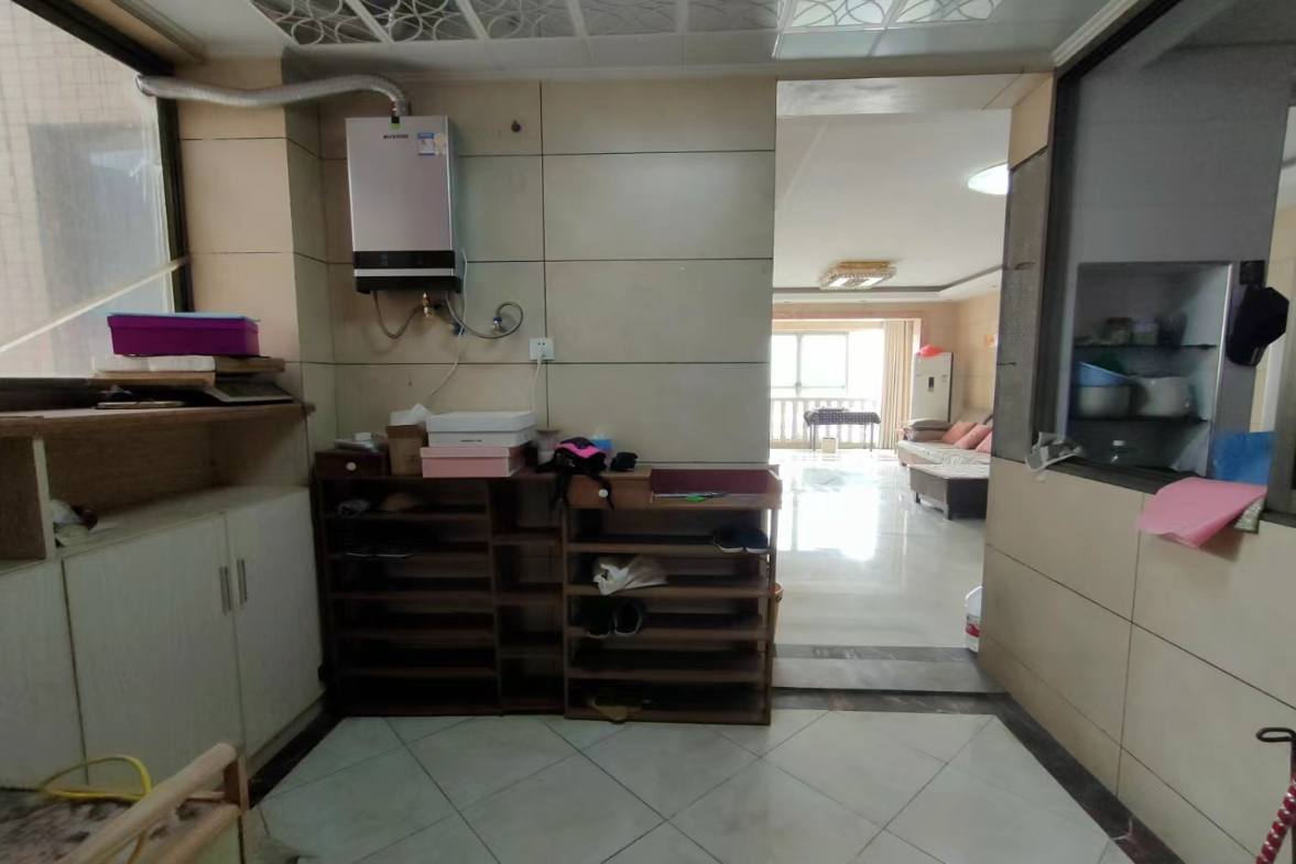 和一紫竹苑 3室2厅1卫 1800.0元/月 和一紫竹苑 3室2厅1卫 1800.0元/月室内图