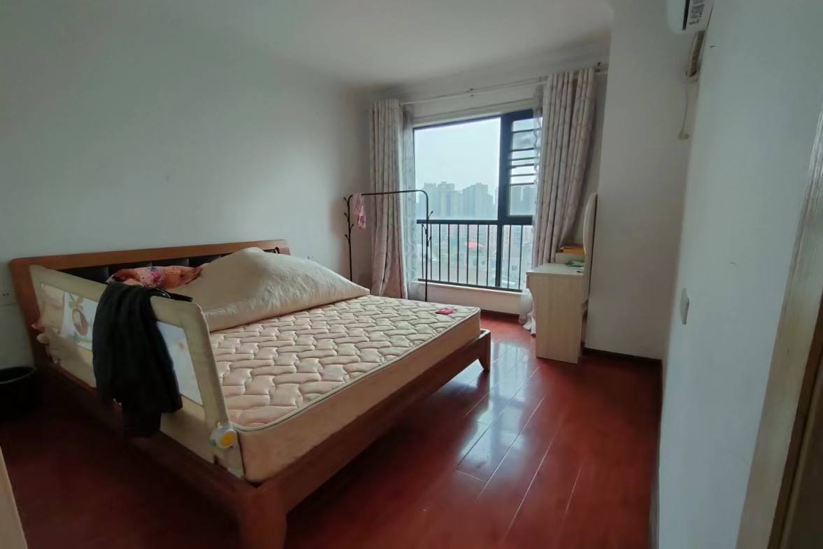 和一紫竹苑 3室2厅1卫 1800.0元/月 和一紫竹苑 3室2厅1卫 1800.0元/月室内图