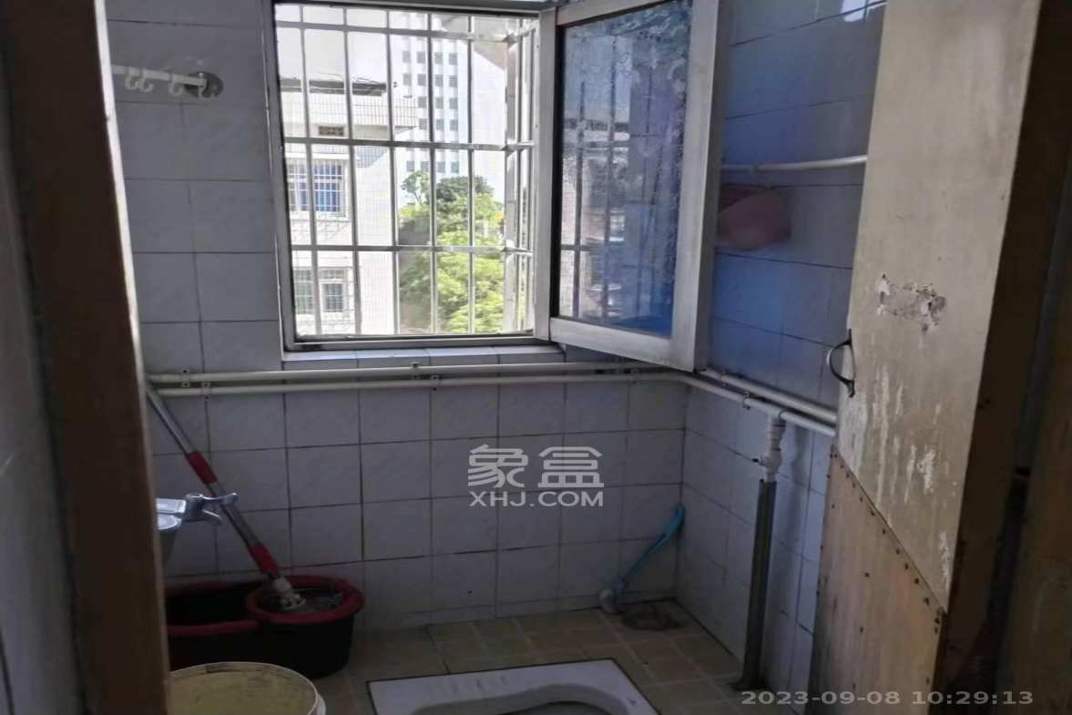 长沙县公安局单位房  3室2厅1卫    1600.0元/月室内图