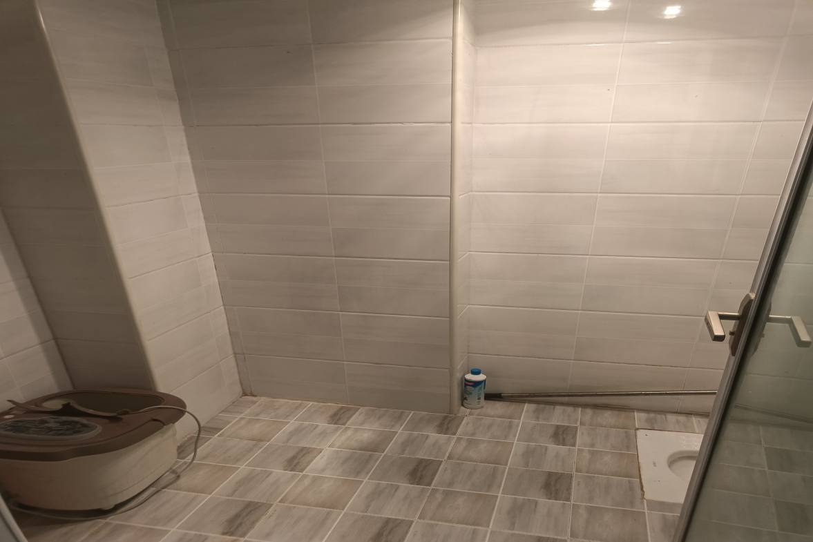 百弘学府城  2室1厅1卫    38.0万客厅