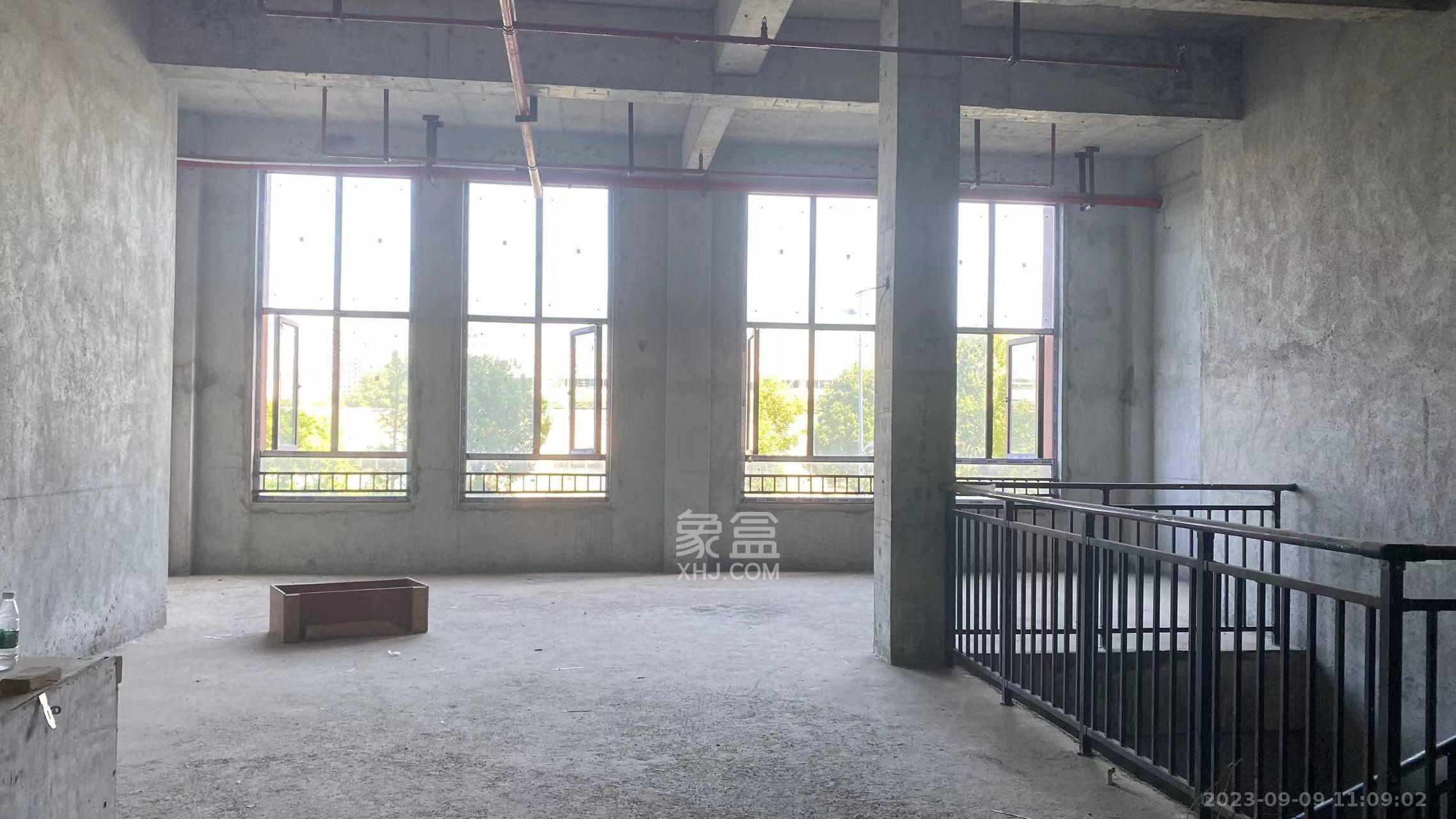 新城国际花都   185.0㎡      7400.0元/月室内图