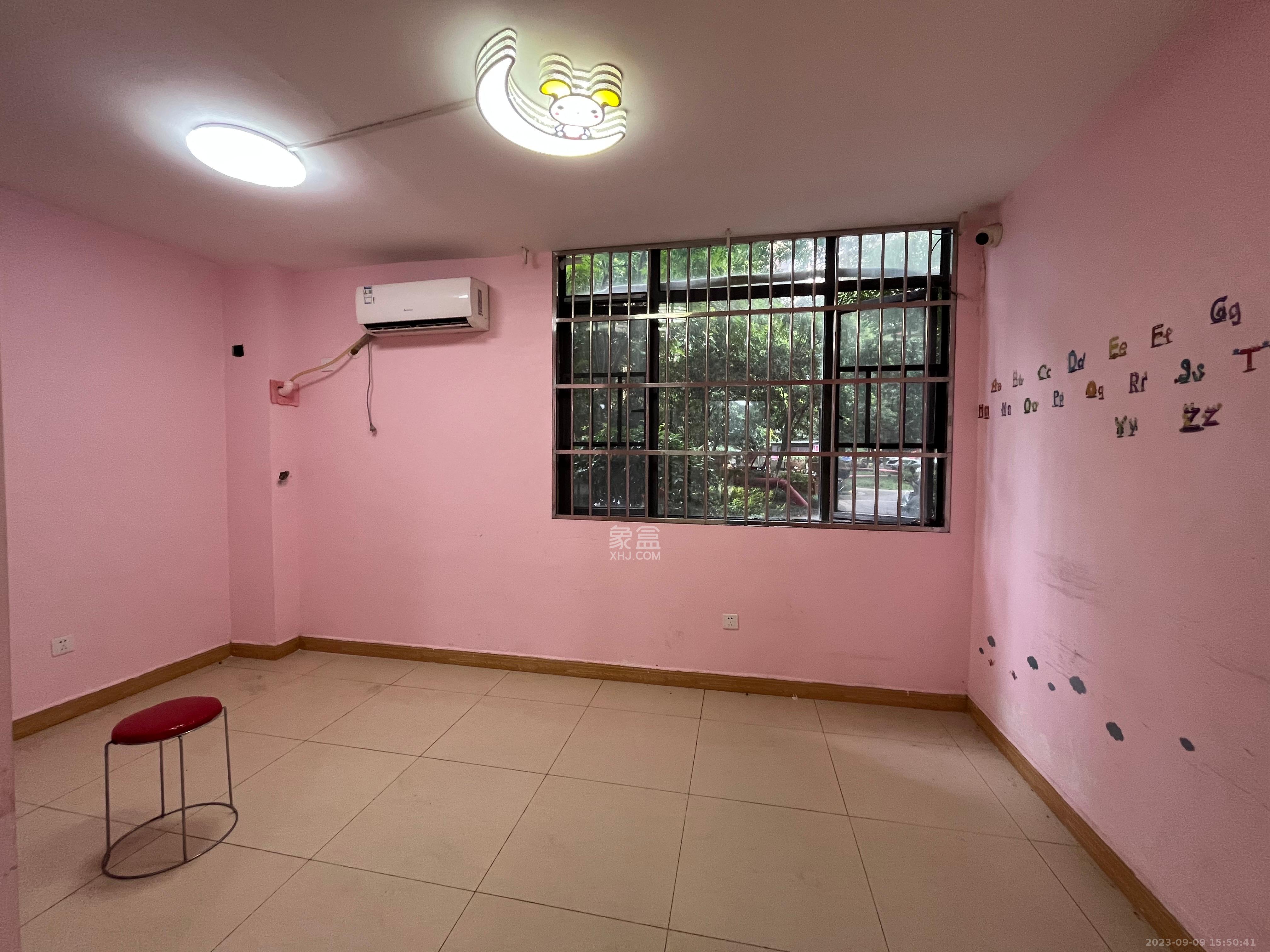 中国铁建国际城一期   166.0㎡      5000.0元/月室内图