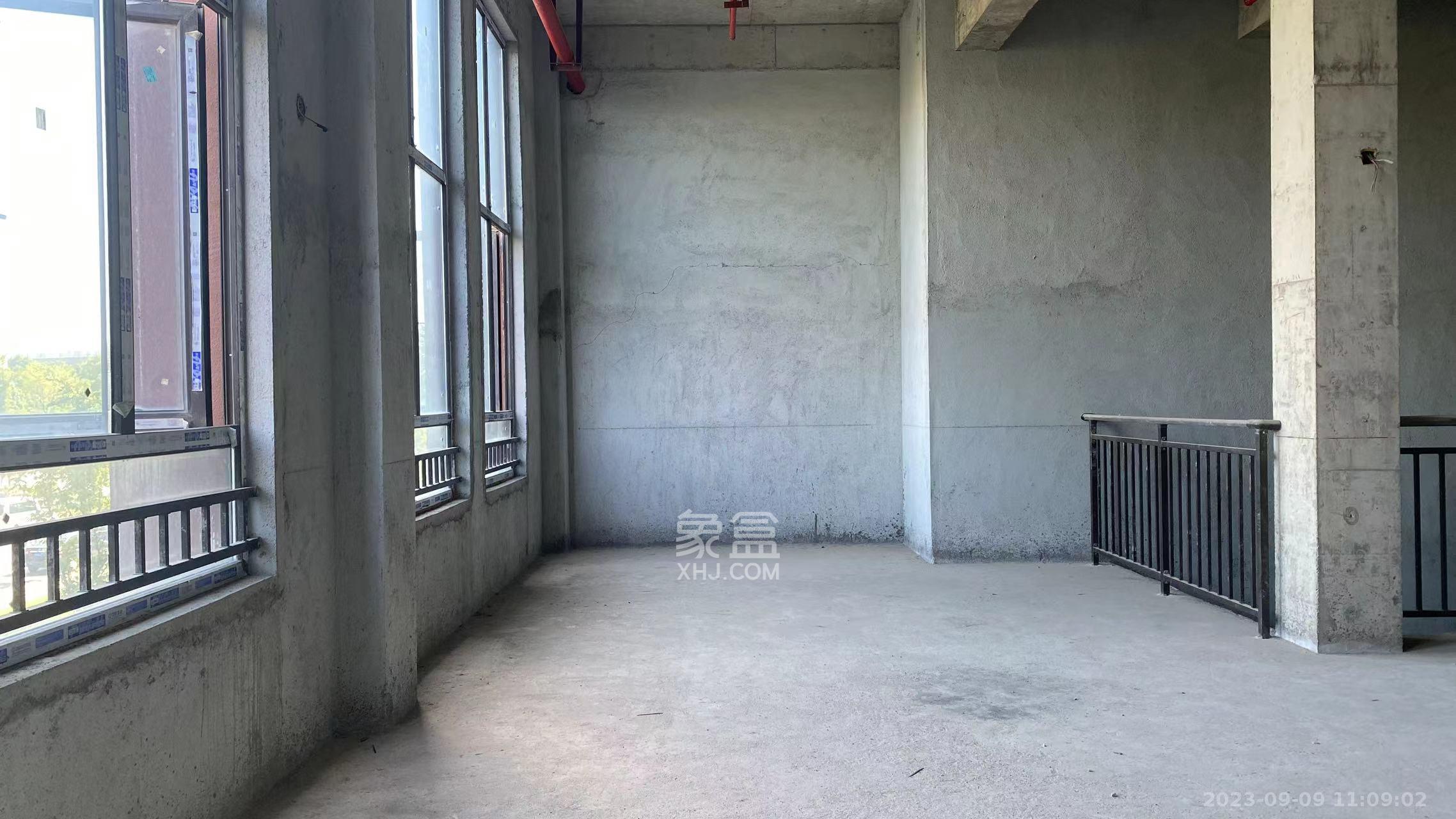 新城国际花都   185.0㎡      7400.0元/月室内图