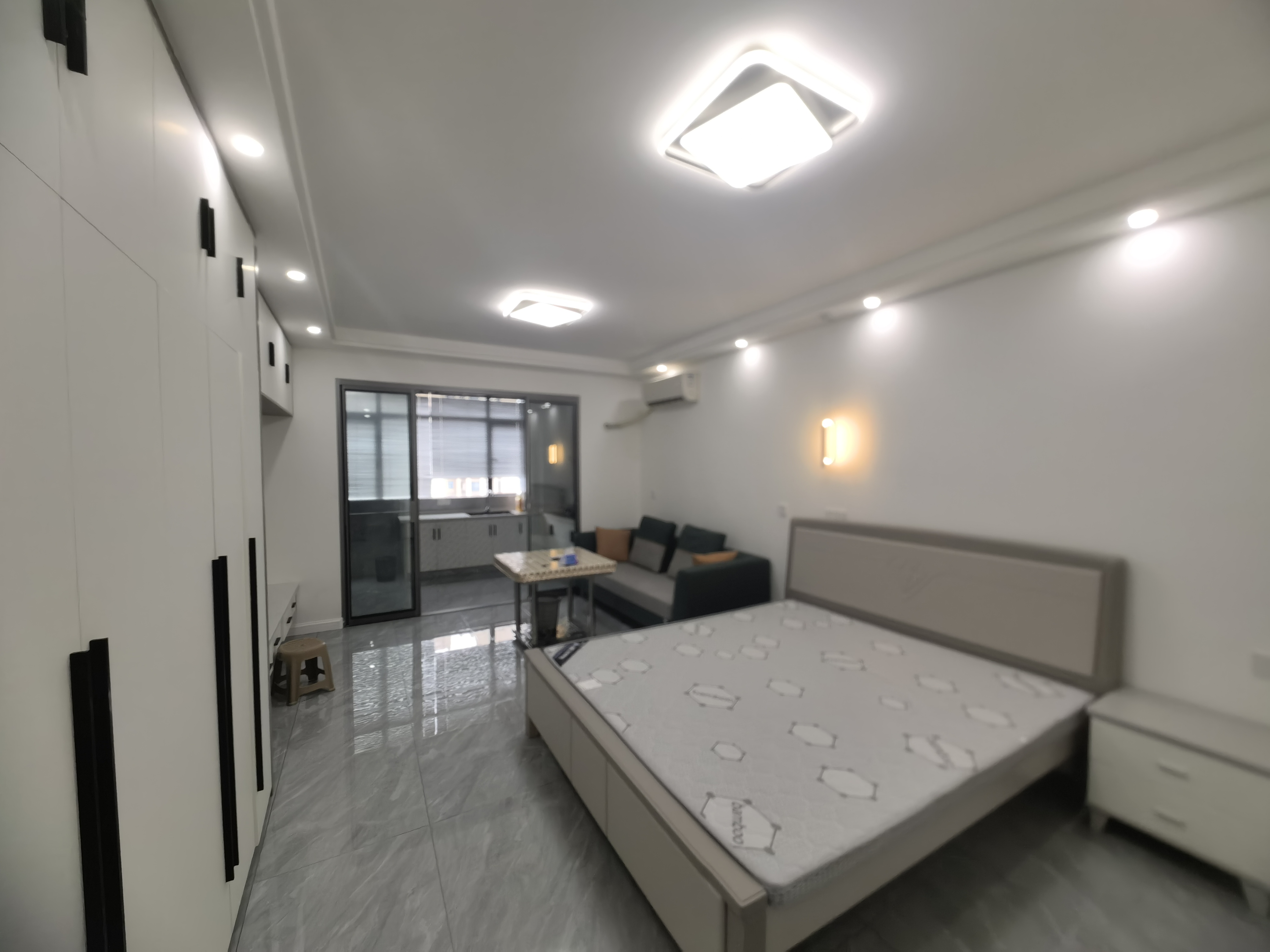 大汉吉星汇  1室1厅1卫    43.8万