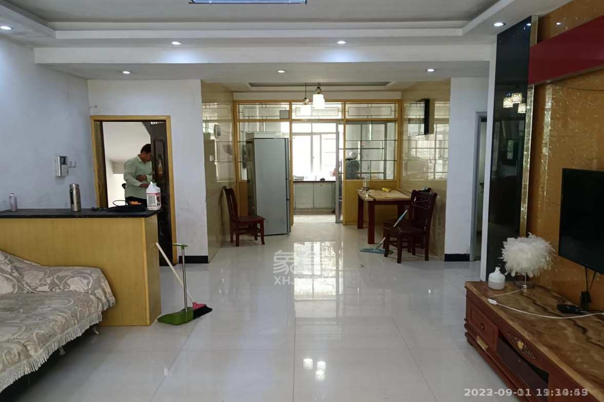 湘水栗园 3室2厅1卫 1800.0元/月 湘水栗园 3室2厅1卫 1800.0元/月室内图