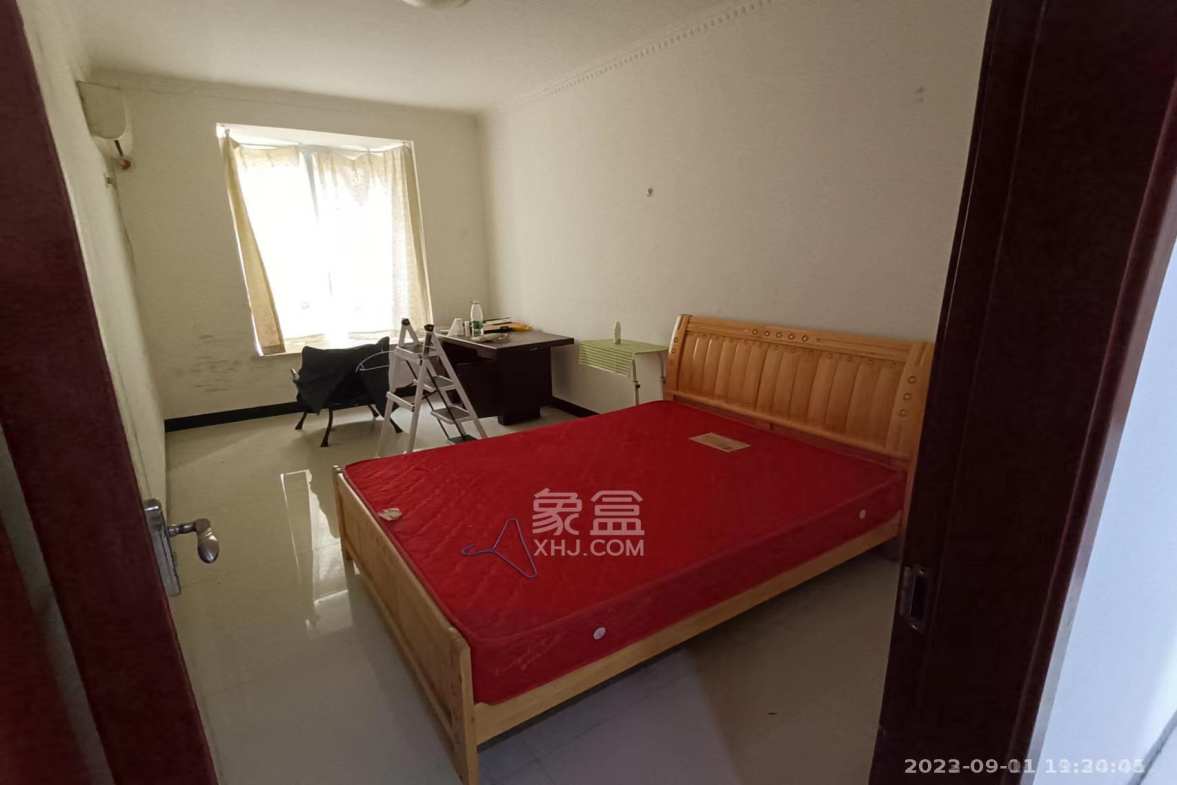 湘水栗园 3室2厅1卫 1800.0元/月 湘水栗园 3室2厅1卫 1800.0元/月室内图