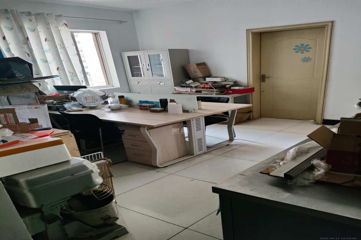 上河国际B座  2室2厅1卫    1900.0元/月室内图