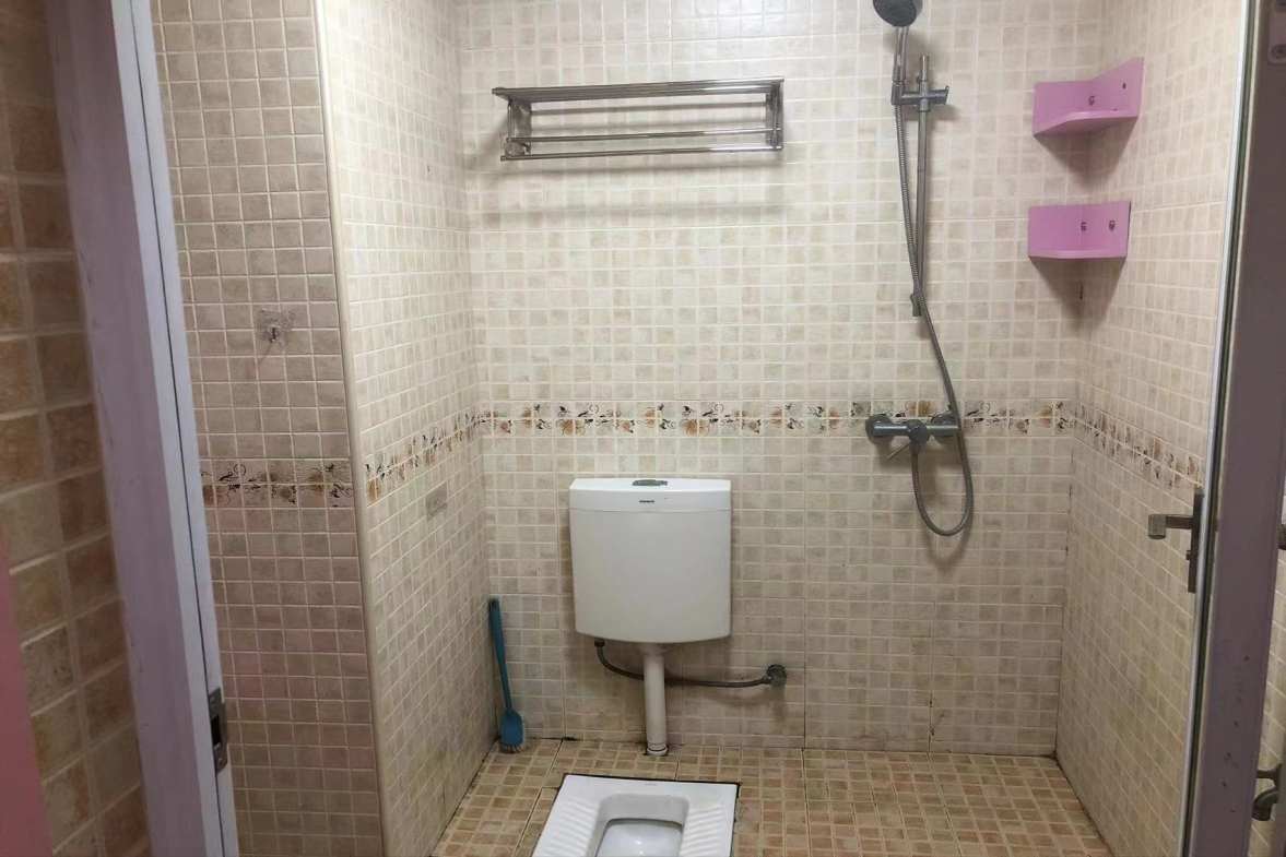 大汉精品建材城  3室2厅1卫    22.0万室内图