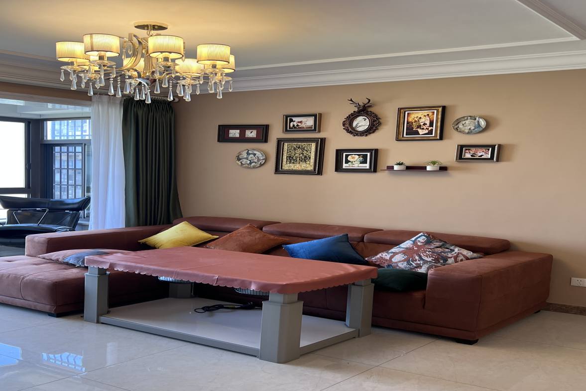 恒大南湖半岛  2室2厅2卫    3500.0元/月室内图