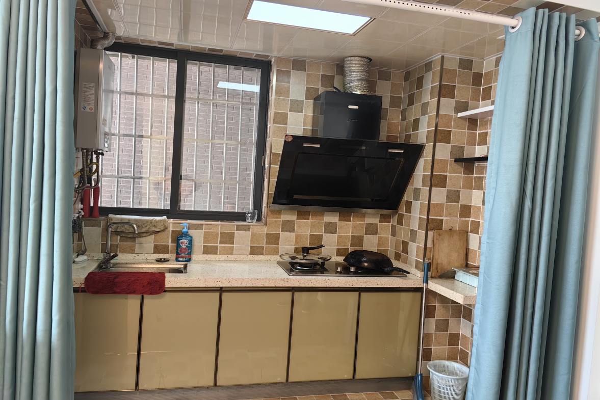旺佳华府  1室1厅1卫   1380.00元/月室内图