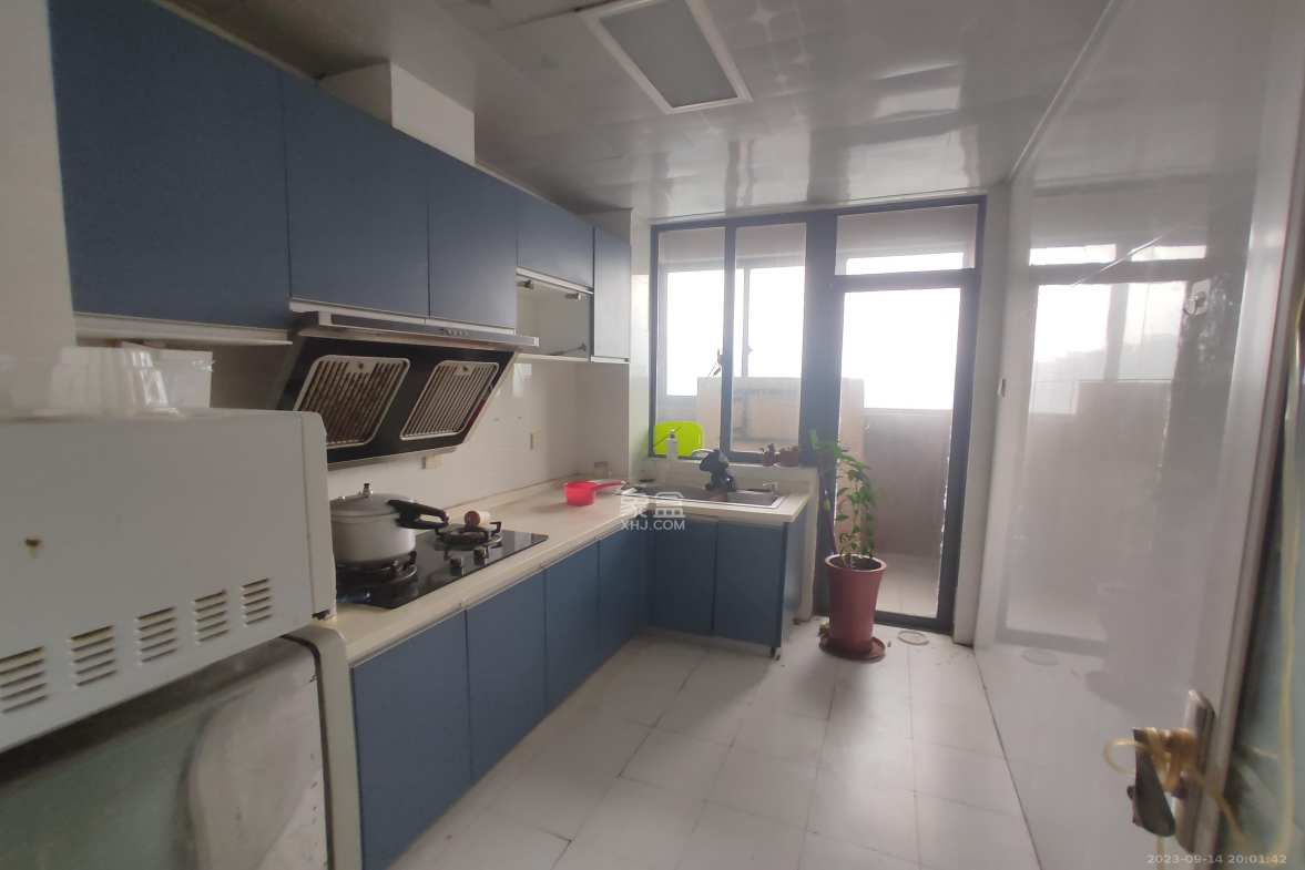 湘江世纪城富湾国际  4室2厅2卫    8200.0元/月室内图