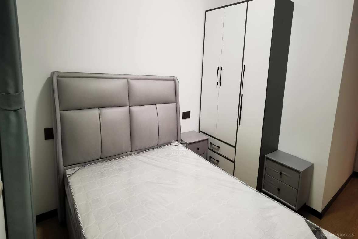 欣利梅溪左岸  4室2厅2卫    4200.0元/月室内图