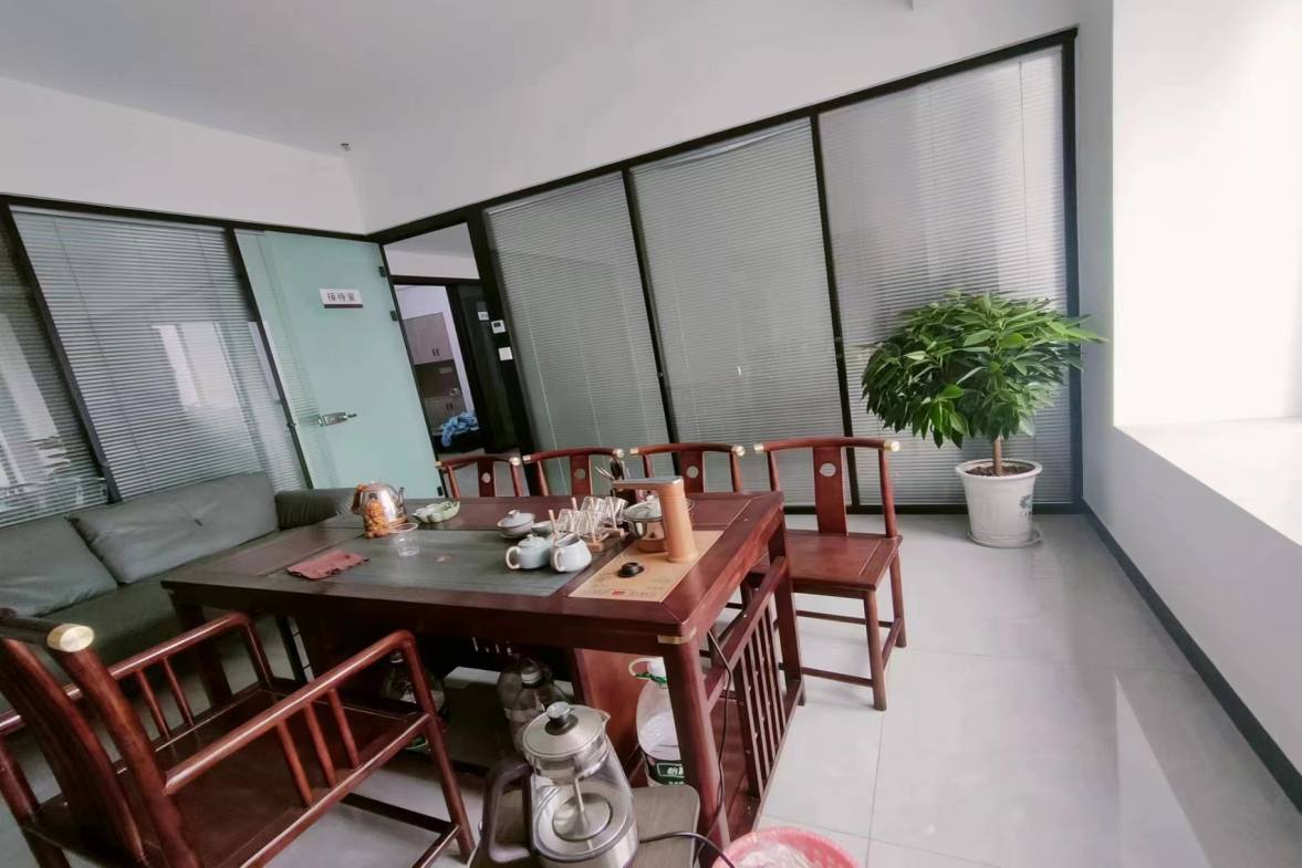 美的梧桐庄园  1室1厅1卫    4500.0元/月室内图