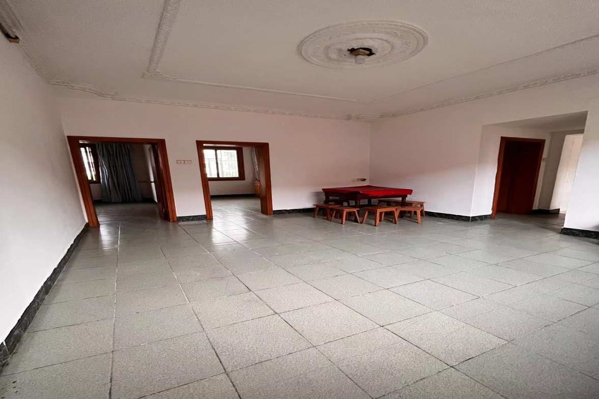 长青居民生活小区  3室1厅1卫    28.0万室内图1