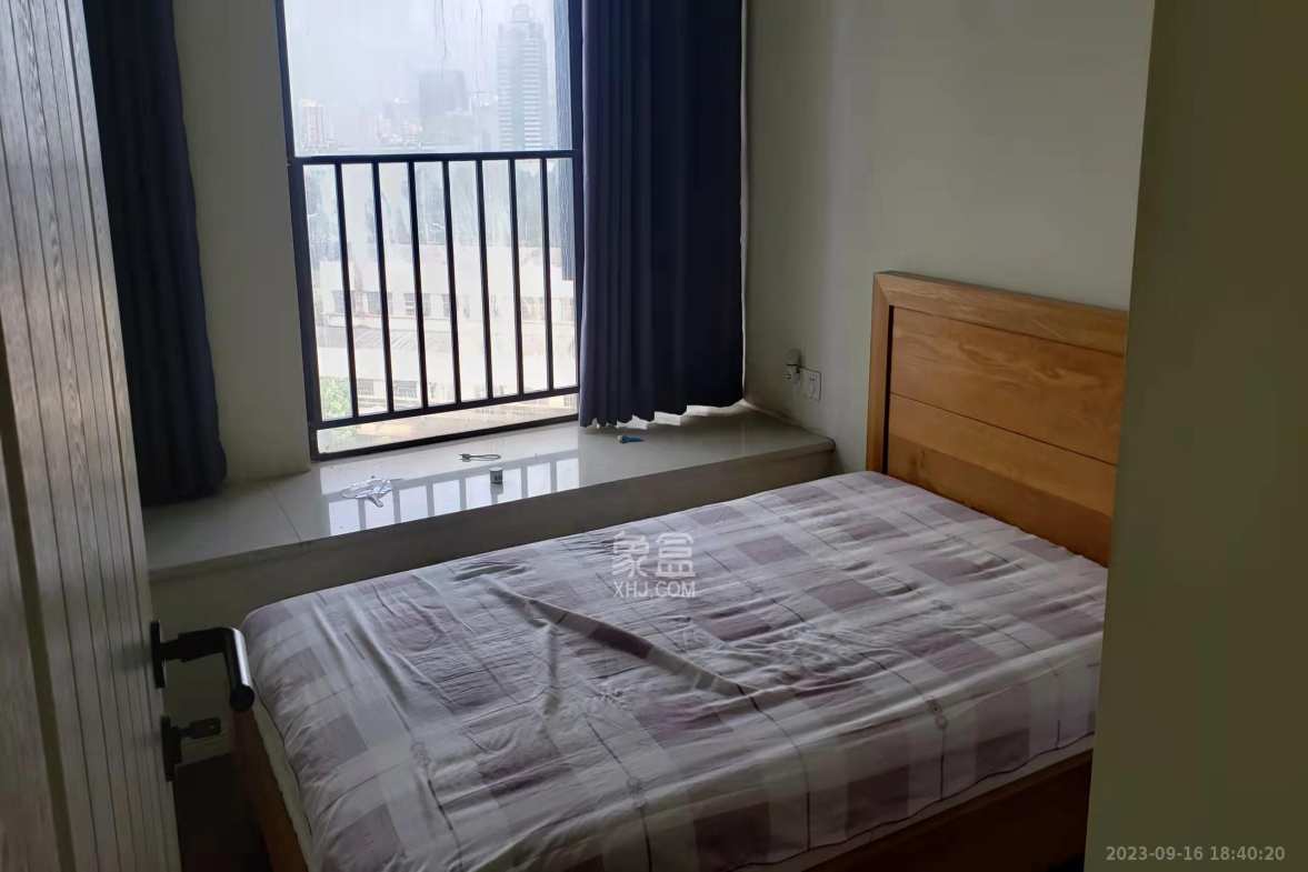 都市兰亭  3室2厅1卫   2400.00元/月室内图