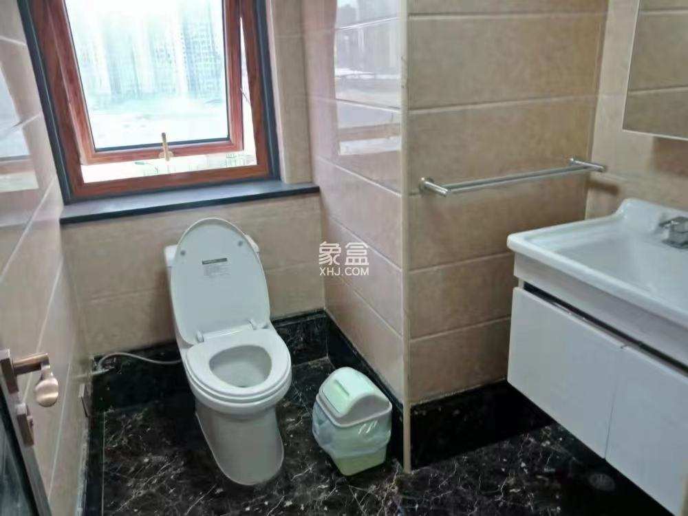 星美CCPARK.CC公寓  1室1厅0卫   1800.00元/月室内图