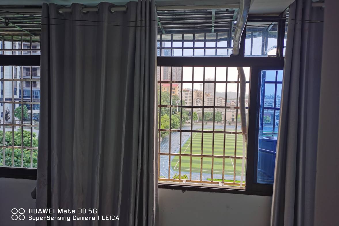 广电中心家属楼 3室1厅1卫 1800.0元/月 广电中心家属楼 3室1厅1卫 1800.0元/月室内图