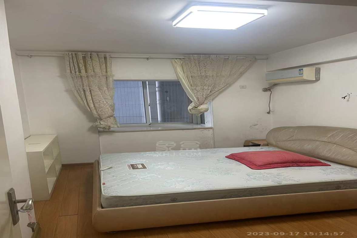 九天国际 3室2厅2卫 2500.0元/月 九天国际 3室2厅2卫 2500.0元/月室内图