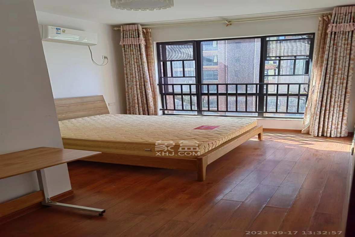 翡翠云天  2室2厅1卫    1800.0元/月 翡翠云天  2室2厅1卫    1800.0元/月室内图