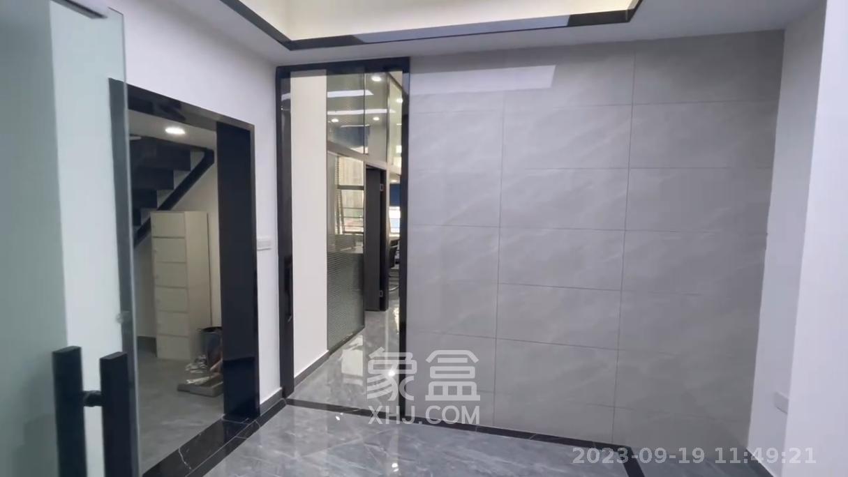 华润置地广场二期  1室1厅1卫   5500.00元/月
