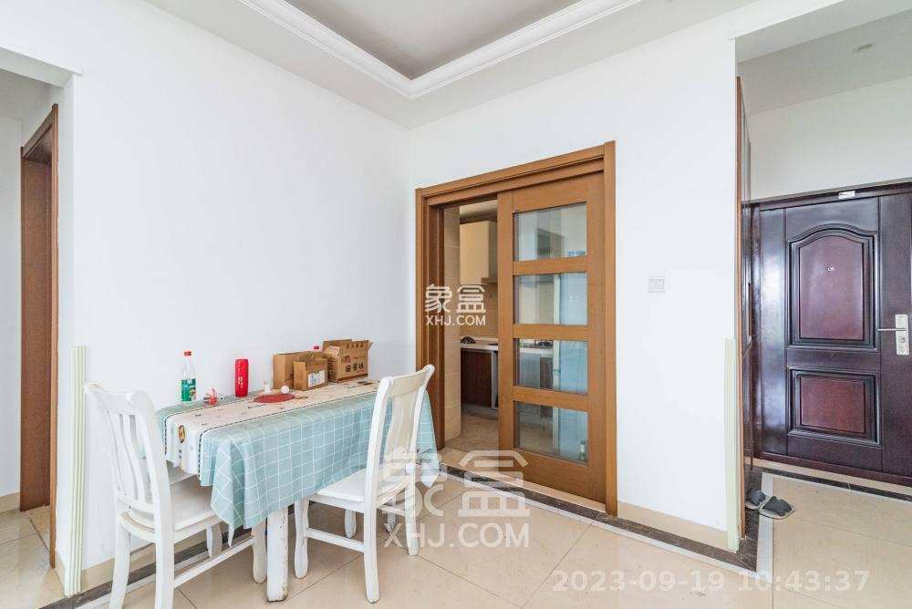 旺德府恺悦国际  3室2厅2卫    2300.0元/月室内图