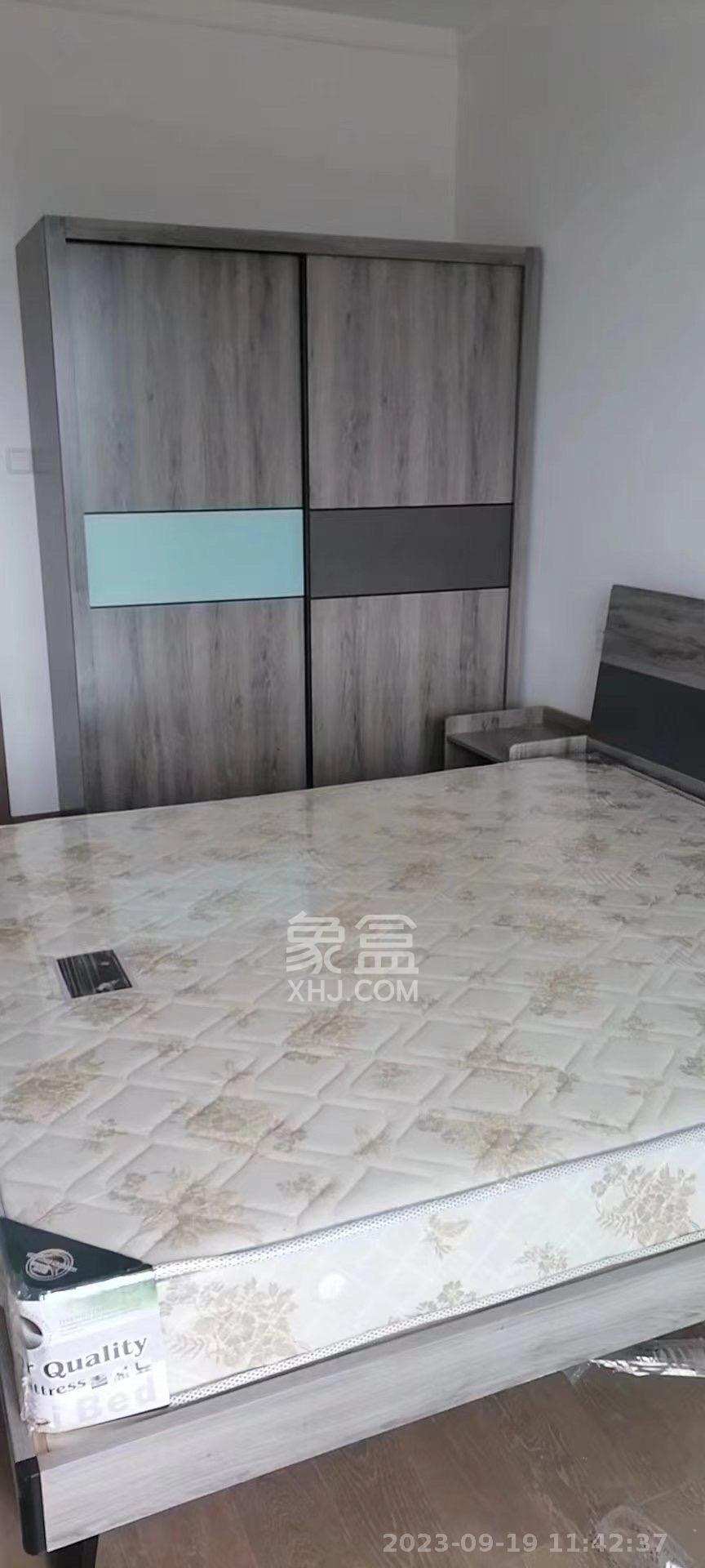 映客龙湖璟翠公馆（映客龙湖璟翠中心）  3室2厅2卫    2900.0元/月室内图