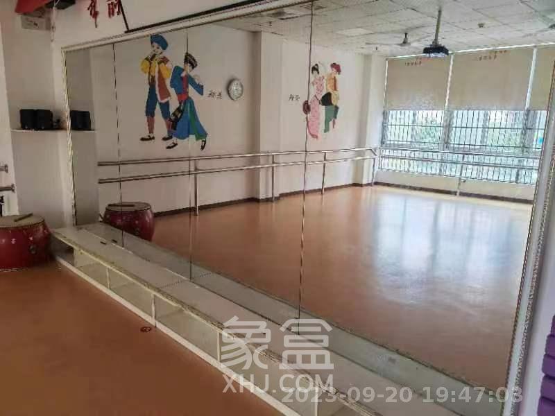 泊林晶城   460.0㎡      23500.0元/月室内图