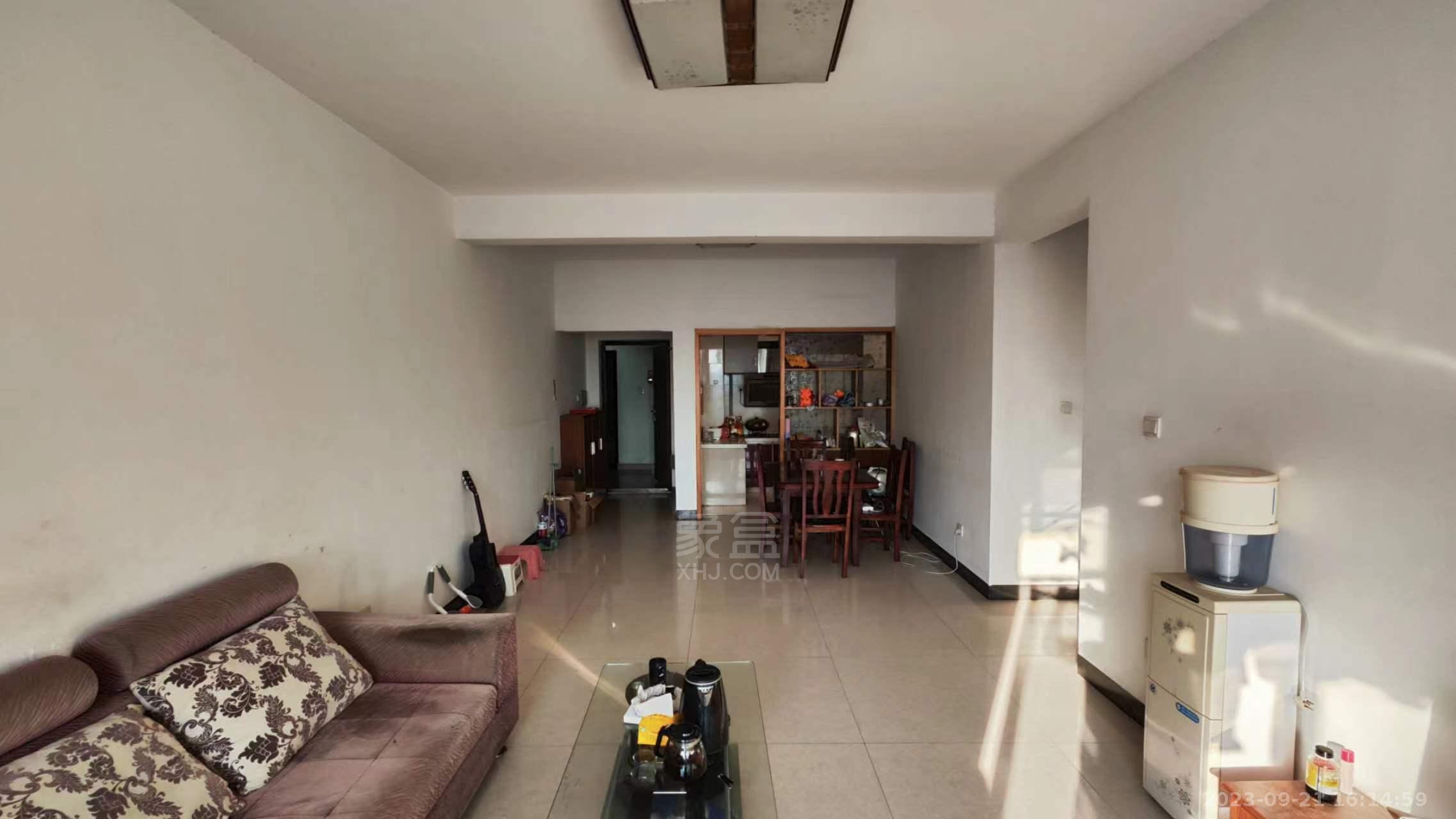 流金岁月-华晨国际  2室2厅1卫    1600.0元/月 流金岁月-华晨国际  2室2厅1卫    1600.0元/月