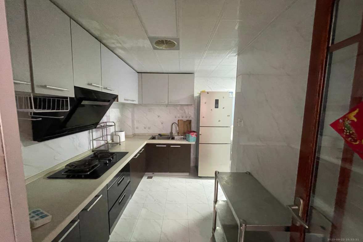 山水洲城华晨第一城 2室2厅1卫 1800.0元/月 山水洲城华晨第一城 2室2厅1卫 1800.0元/月室内图