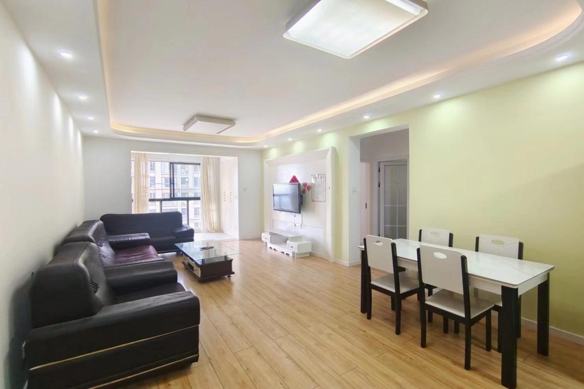 星河国际  2室1厅2卫    1800.0元/月室内图