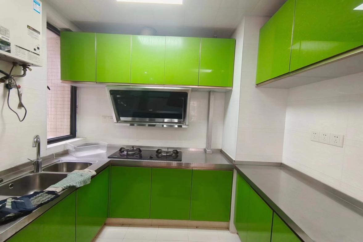 星河国际  2室1厅2卫    1800.0元/月室内图