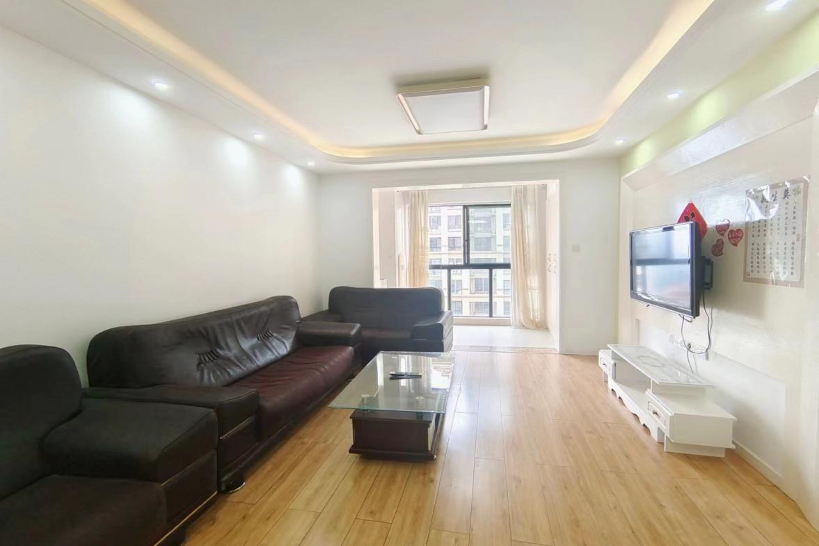 星河国际  2室1厅2卫    1800.0元/月室内图