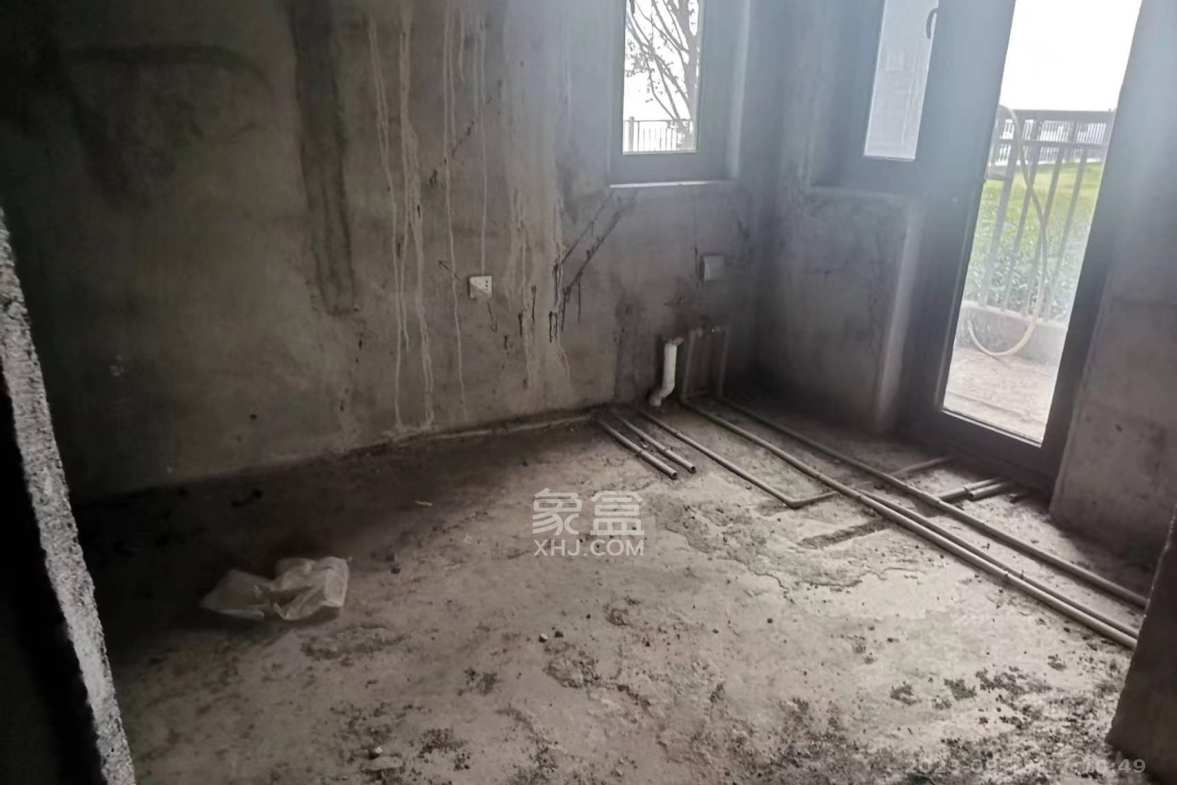 恒大文化旅游城A区  3室1厅1卫    1800.0元/月 恒大文化旅游城A区  3室1厅1卫    1800.0元/月室内图