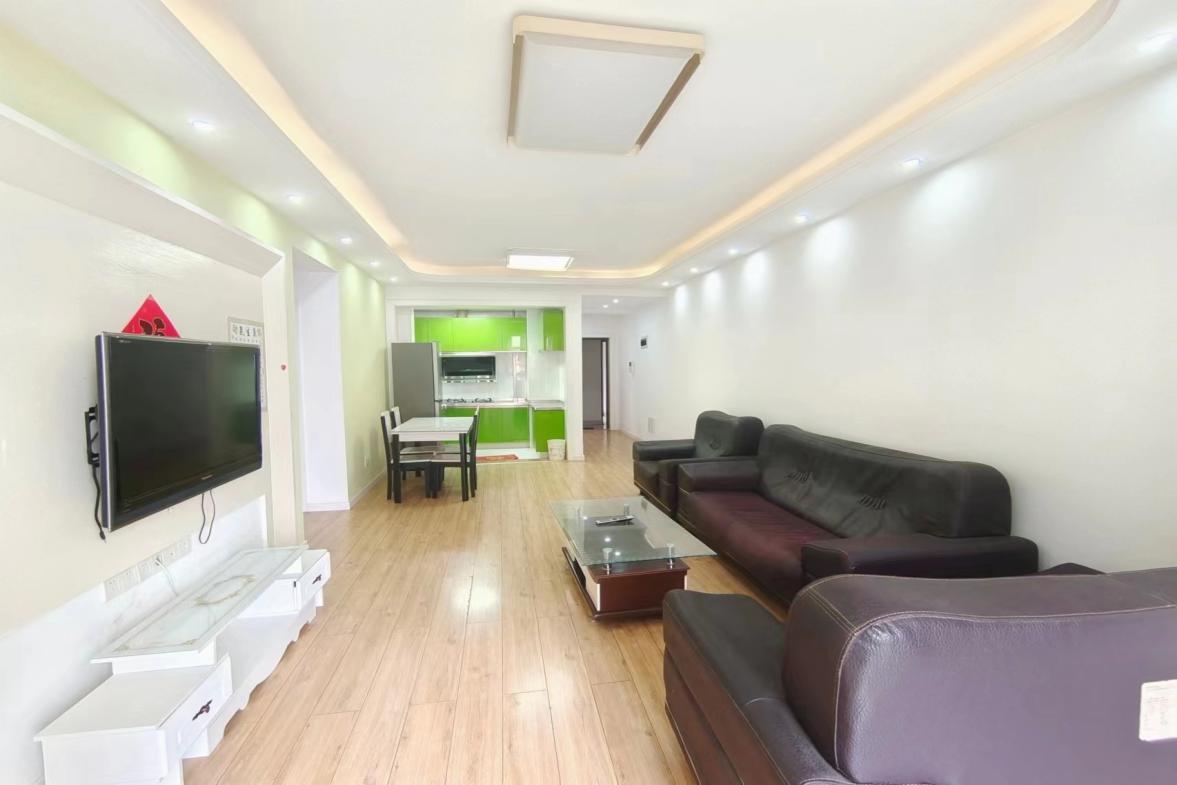 星河国际  2室1厅2卫    1800.0元/月室内图1