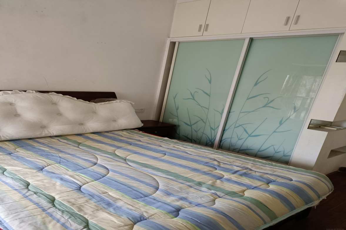 秦淮世家 3室2厅2卫 1800.0元/月 秦淮世家 3室2厅2卫 1800.0元/月室内图