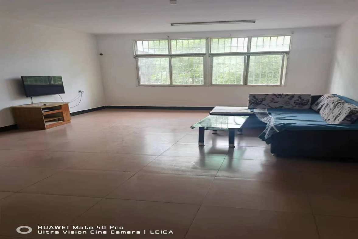 君悦华府  3室2厅1卫    1000.0元/月室内图