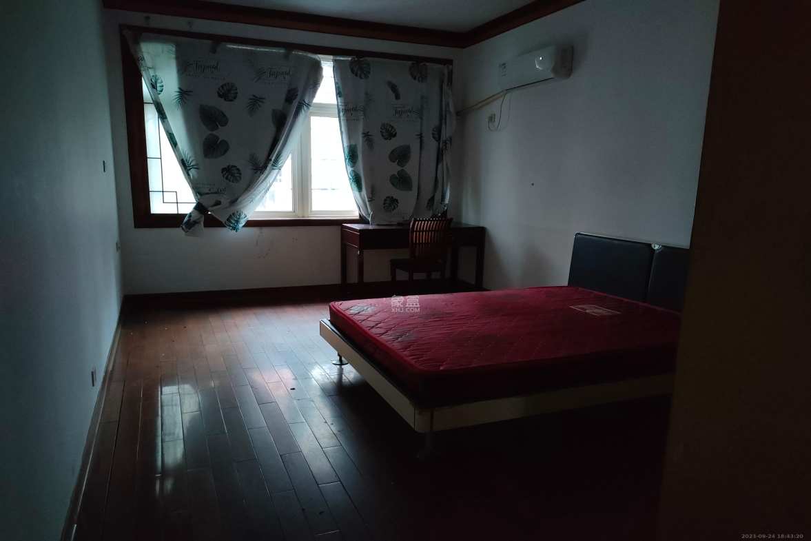 雨花亭街道办事处宿舍  3室2厅1卫    2300.0元/月 雨花亭街道办事处宿舍  3室2厅1卫    2300.0元/月室内图