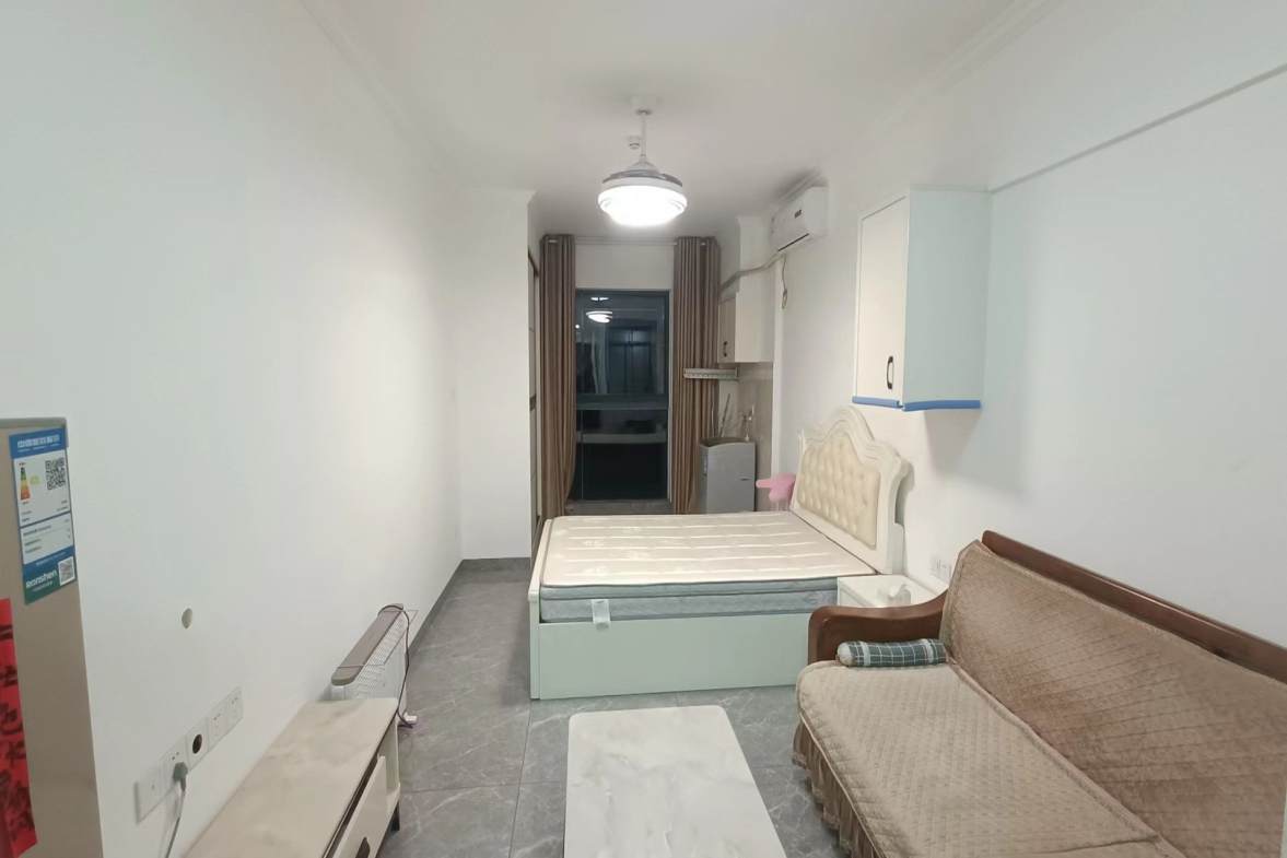 珠江愉景新城  1室1厅1卫   1300.00元/月室内图