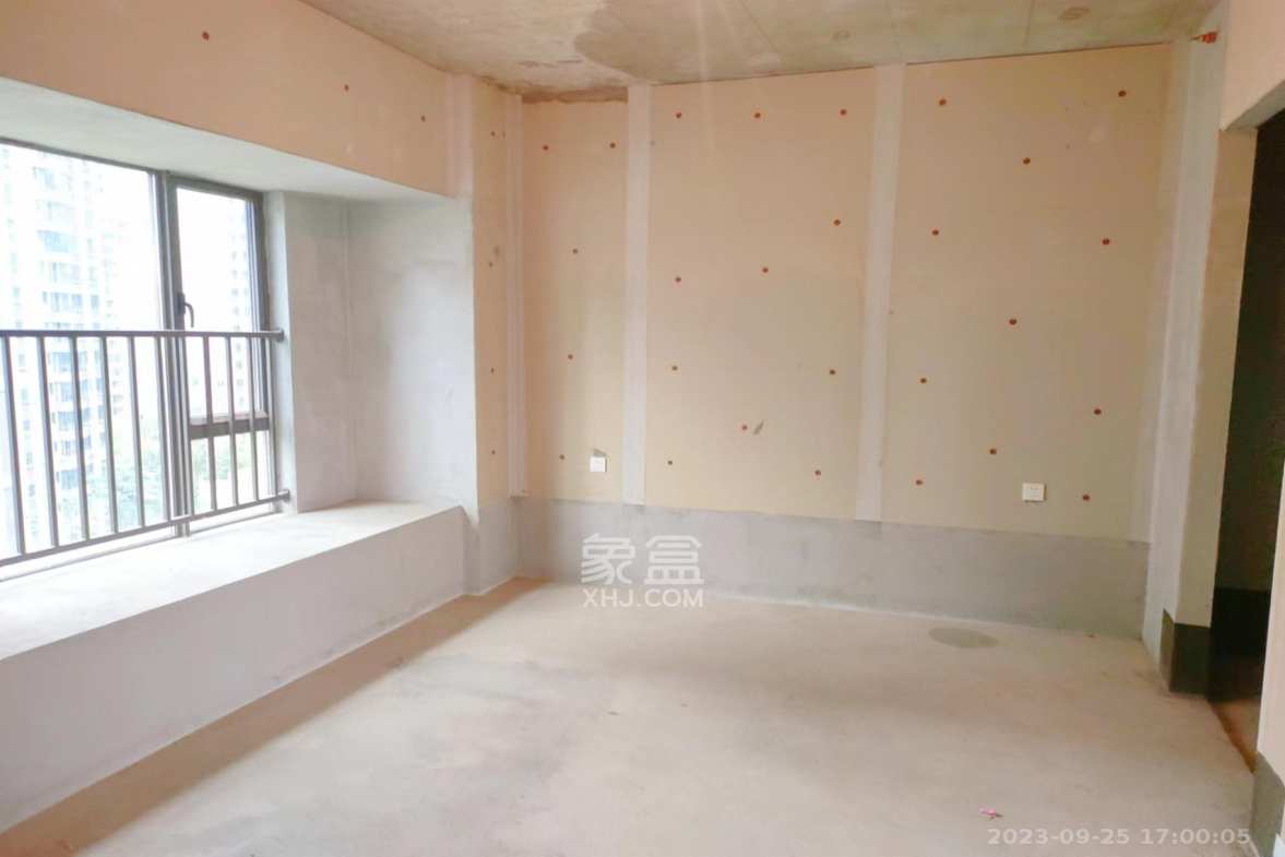 阳光城尚东湾凌云府  4室2厅3卫    2800.0元/月室内图