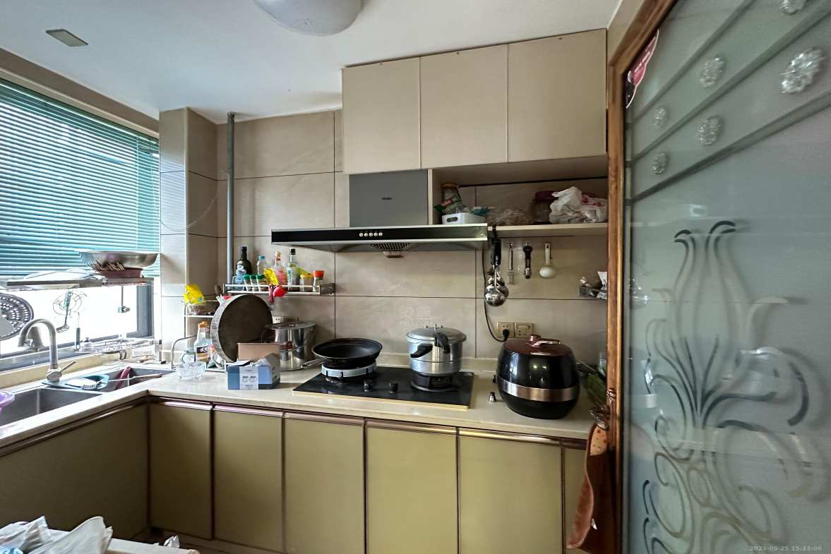 九八缔景城 2室2厅1卫 2200.0元/月 九八缔景城 2室2厅1卫 2200.0元/月室内图