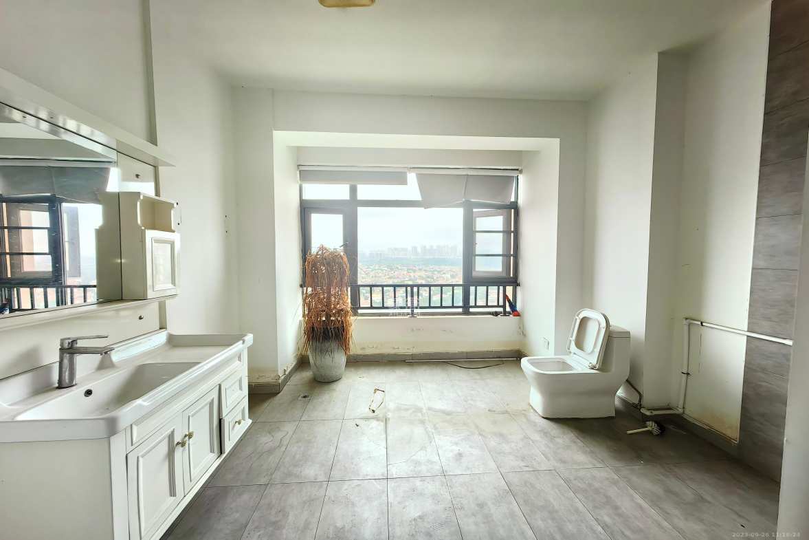 碧桂园威尼斯城 5室3厅3卫 8000.0元/月 碧桂园威尼斯城 5室3厅3卫 8000.0元/月室内图