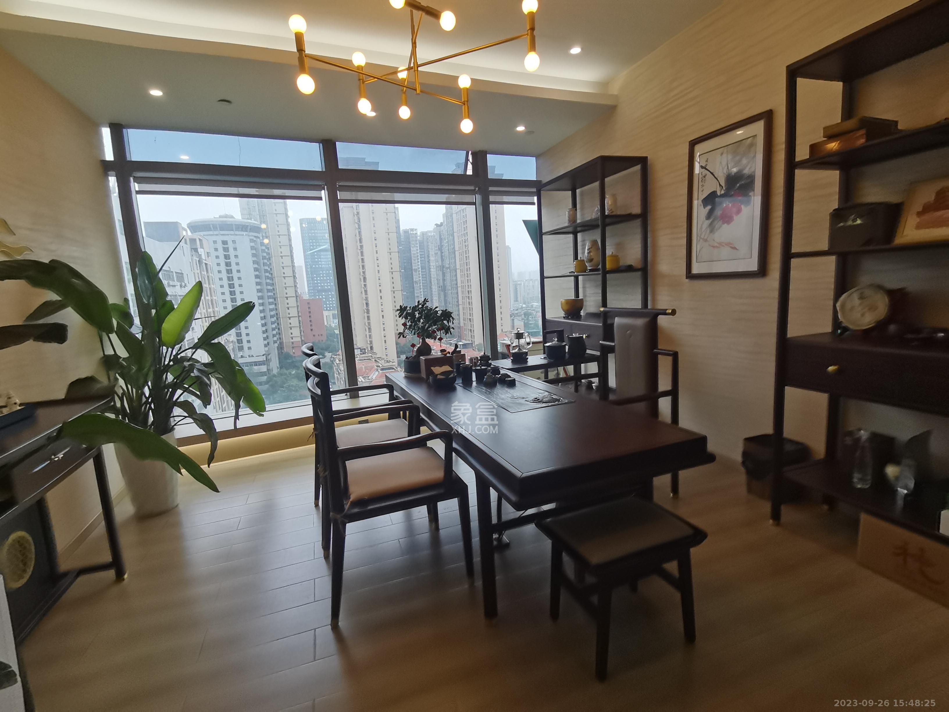 世茂铂曼   67.0㎡      35000.0元/月室内图